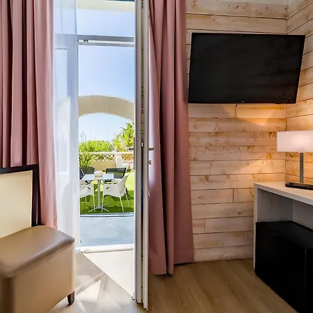 Le Rabelais Hotel Le Lavandou