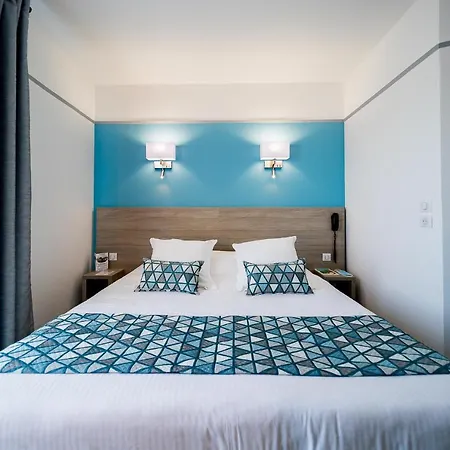 Le Rabelais 3* 르 라방두