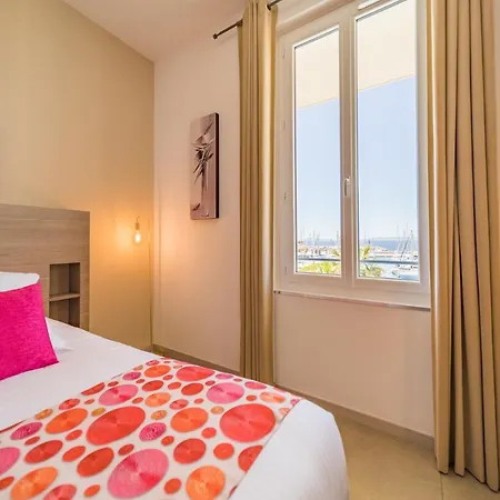 Le Rabelais 3* Le Lavandou