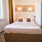 Hotell Le Rabelais 3*