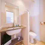 Hotell Le Rabelais 3*