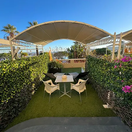 酒店 Le Rabelais 勒拉旺杜