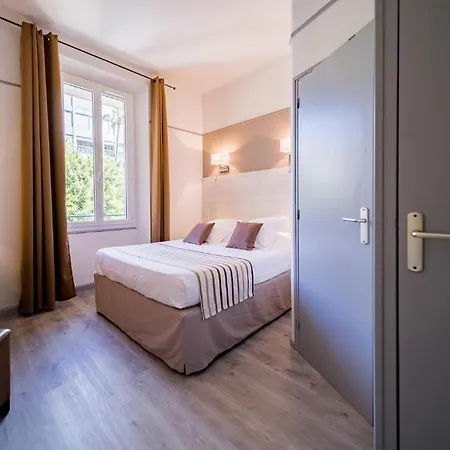 酒店 Le Rabelais 3*