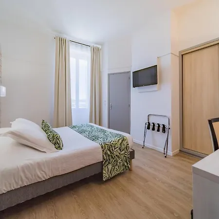 Le Rabelais Hotel