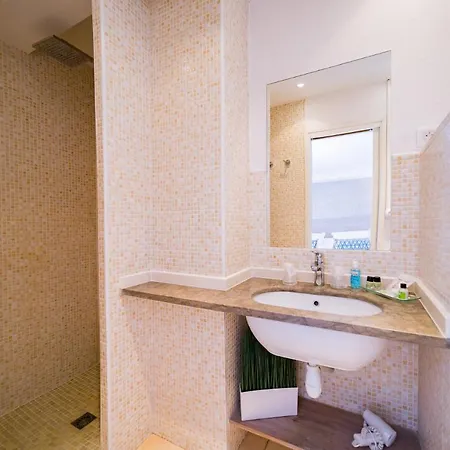 酒店 Le Rabelais 勒拉旺杜